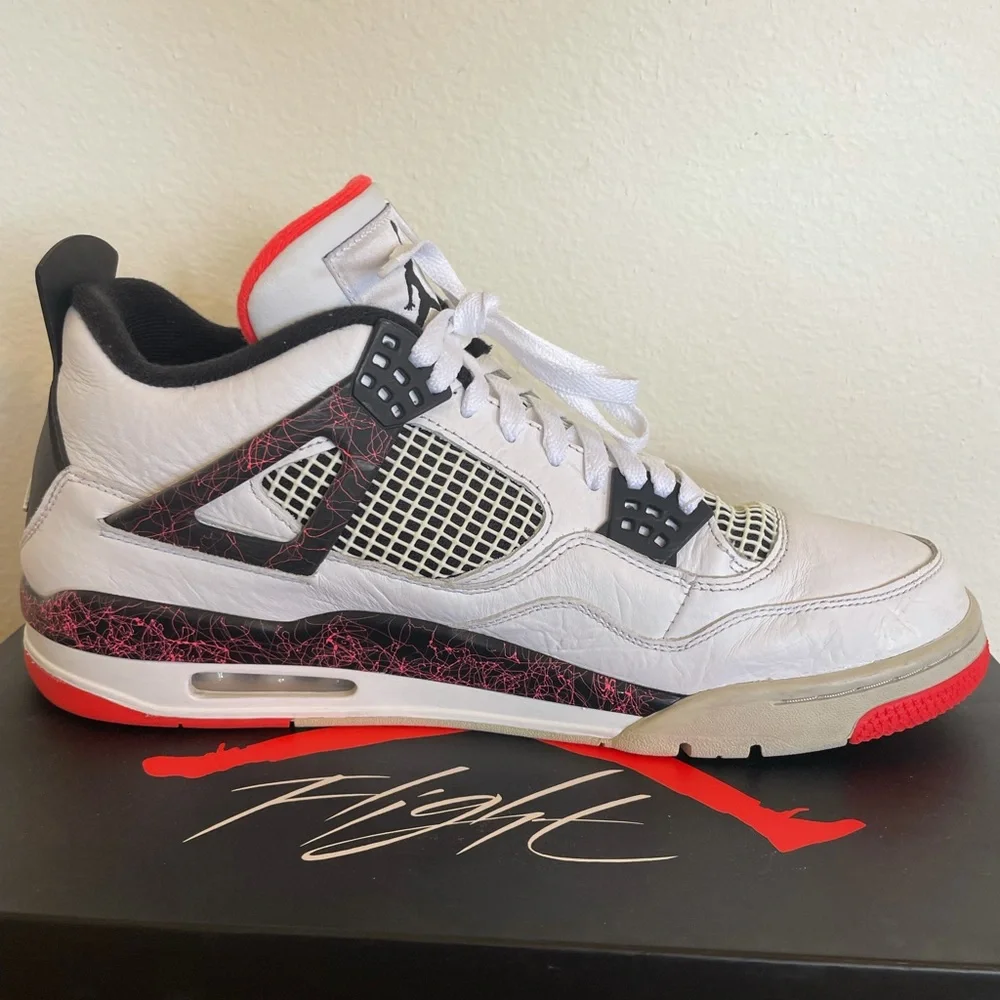 SOLD ❌ Jordan 4 Retro Pale Citron “Flight Nostalgia” size 13 308497-116 2019 - Picture 6 of 8